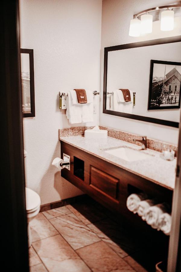 Cobblestone Hotel & Suites International Falls Εξωτερικό φωτογραφία