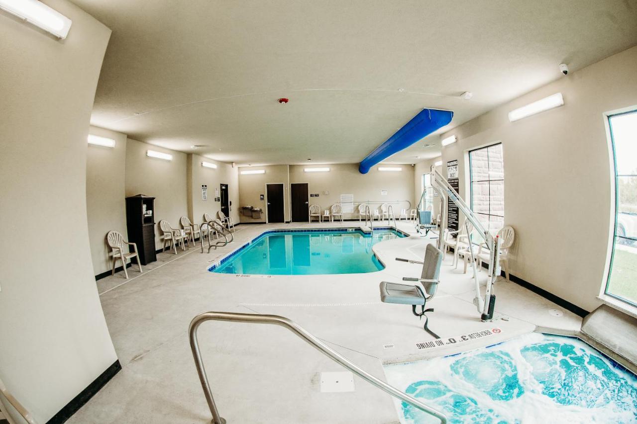 Cobblestone Hotel & Suites International Falls Εξωτερικό φωτογραφία