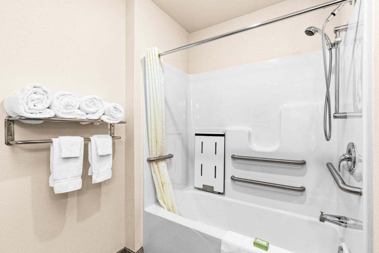 Cobblestone Hotel & Suites International Falls Εξωτερικό φωτογραφία